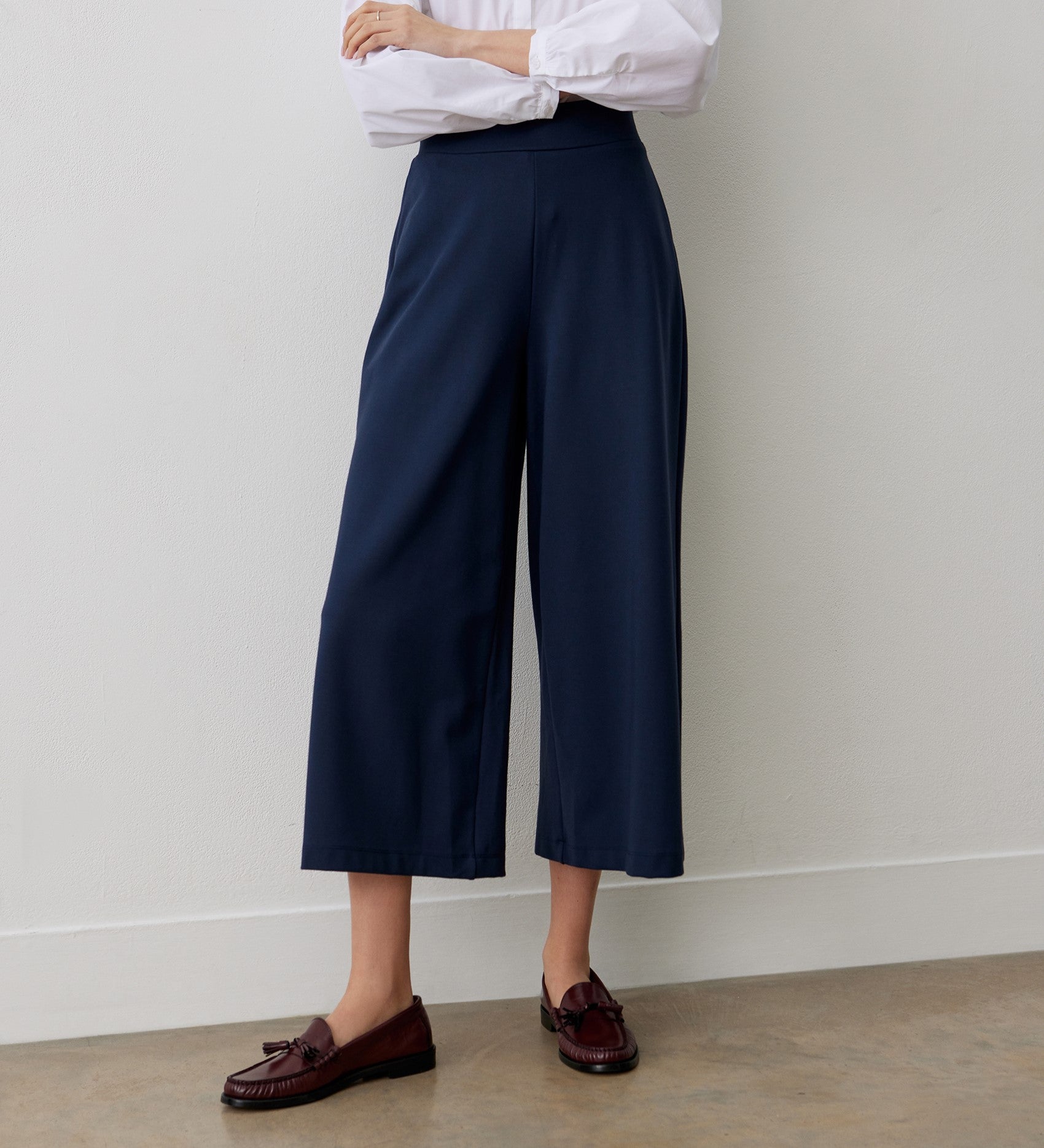 Miribel Navy Cropped Ponte Jersey Trouser