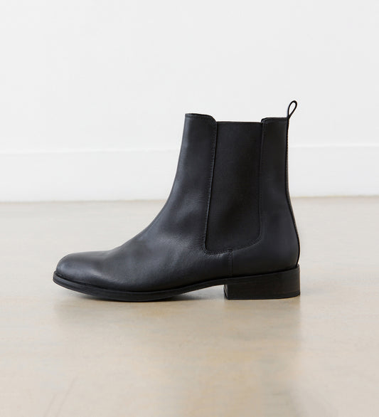 Binky Black Leather Boots