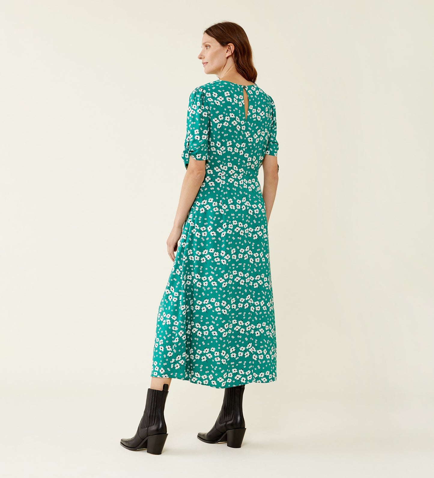 Caley Green Daisy Midi Dress                                     LENZING™ ECOVERO™