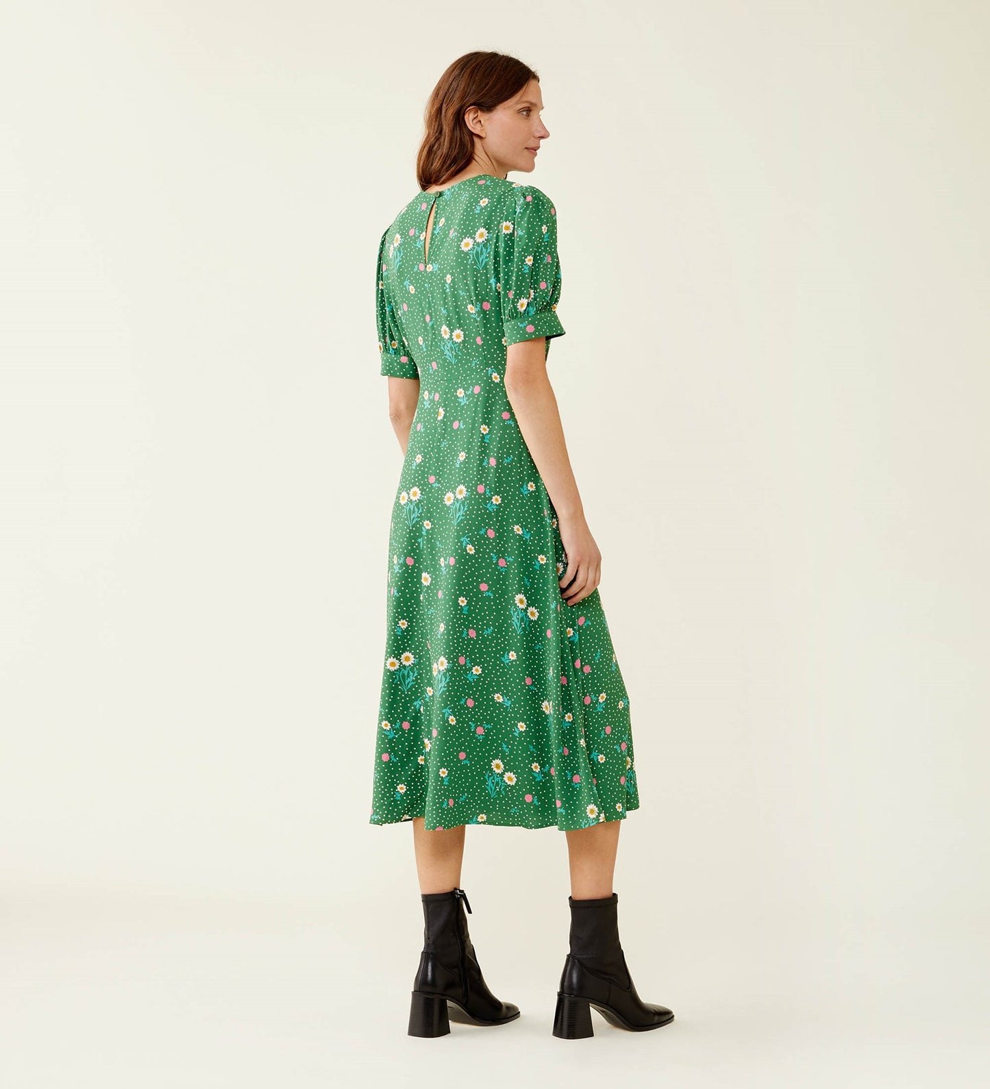 Mathilde Green Daisy Midi Dress                                                 LENZING™ ECOVERO™