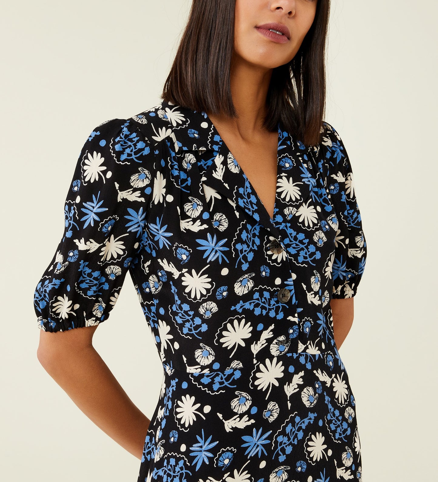 Deandra Black Shells Midi Shirt Dress