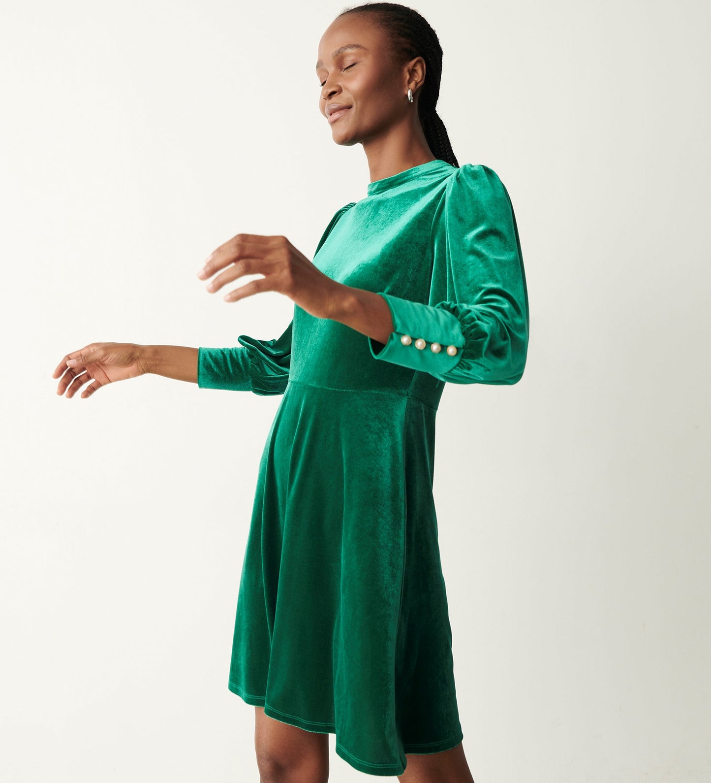 Martina Green Velvet Knee Length Dress