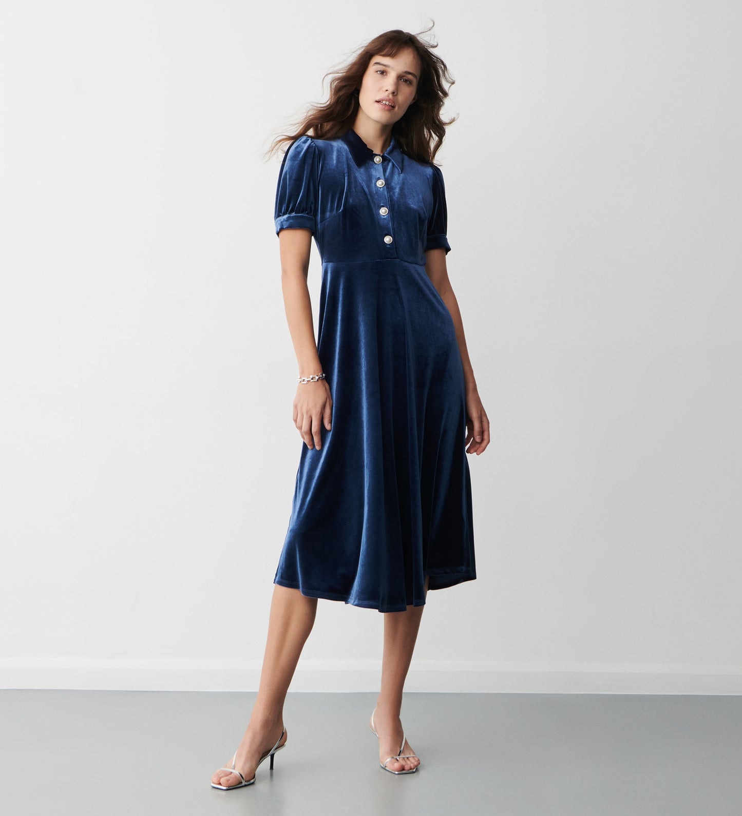 Judie Midnight Navy Velvet Midi Dress