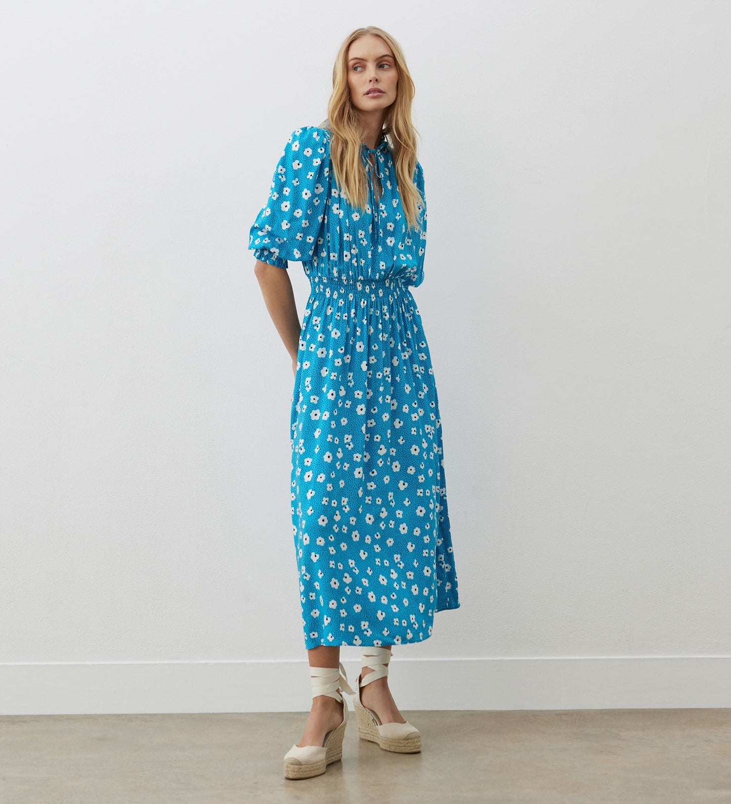 Agyness Blue Daisy Midi Dress