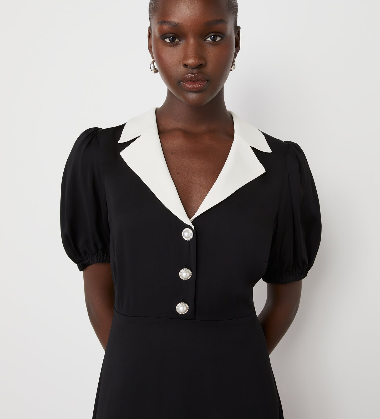 Lois Black Crepe Midi Dress