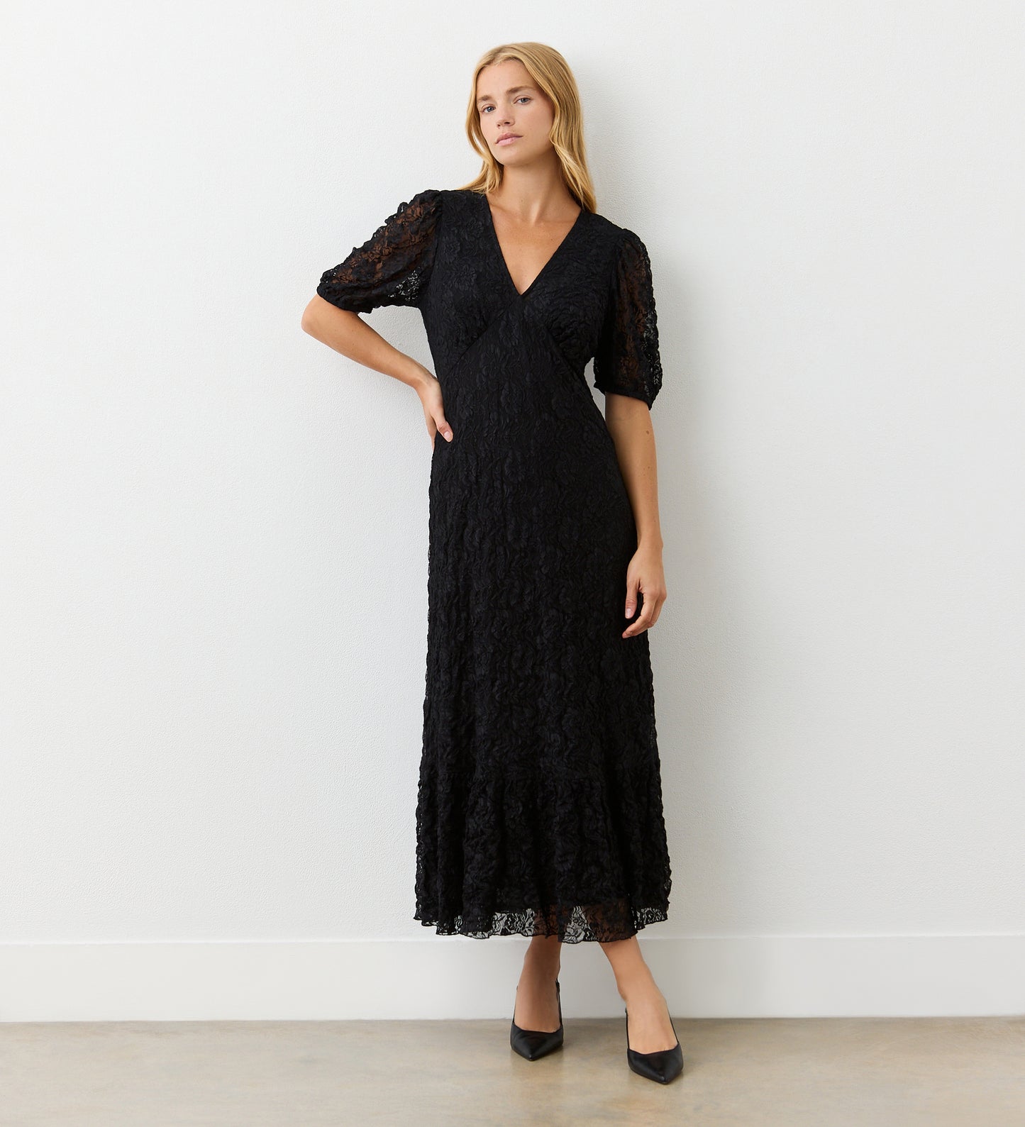 Loretta Black Lace Midi Dress