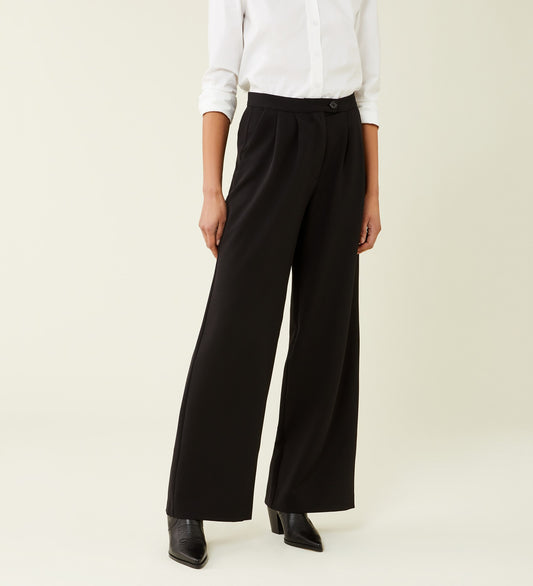 Jeanne Black Trousers