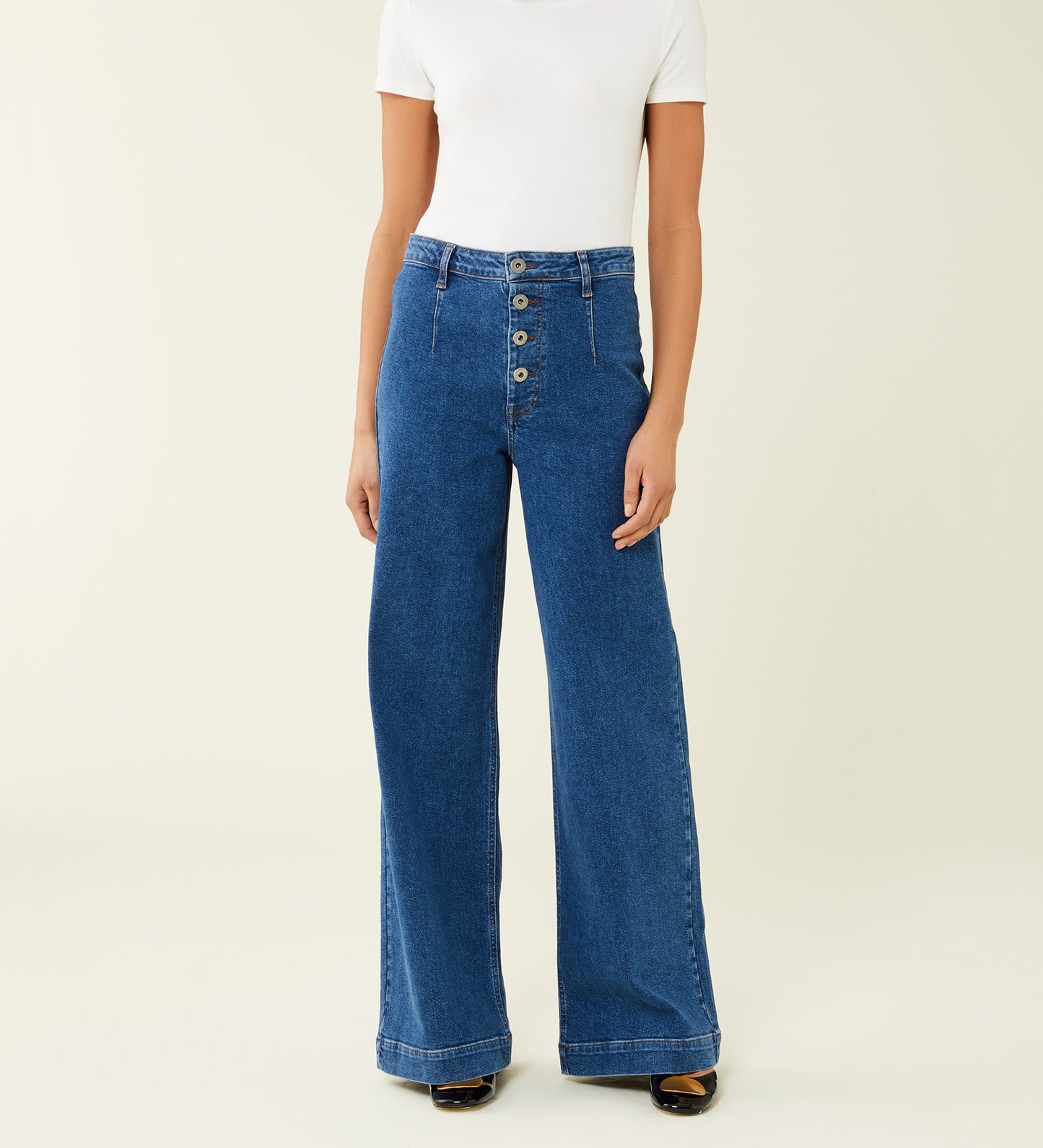 Tally Wide Leg Jeans