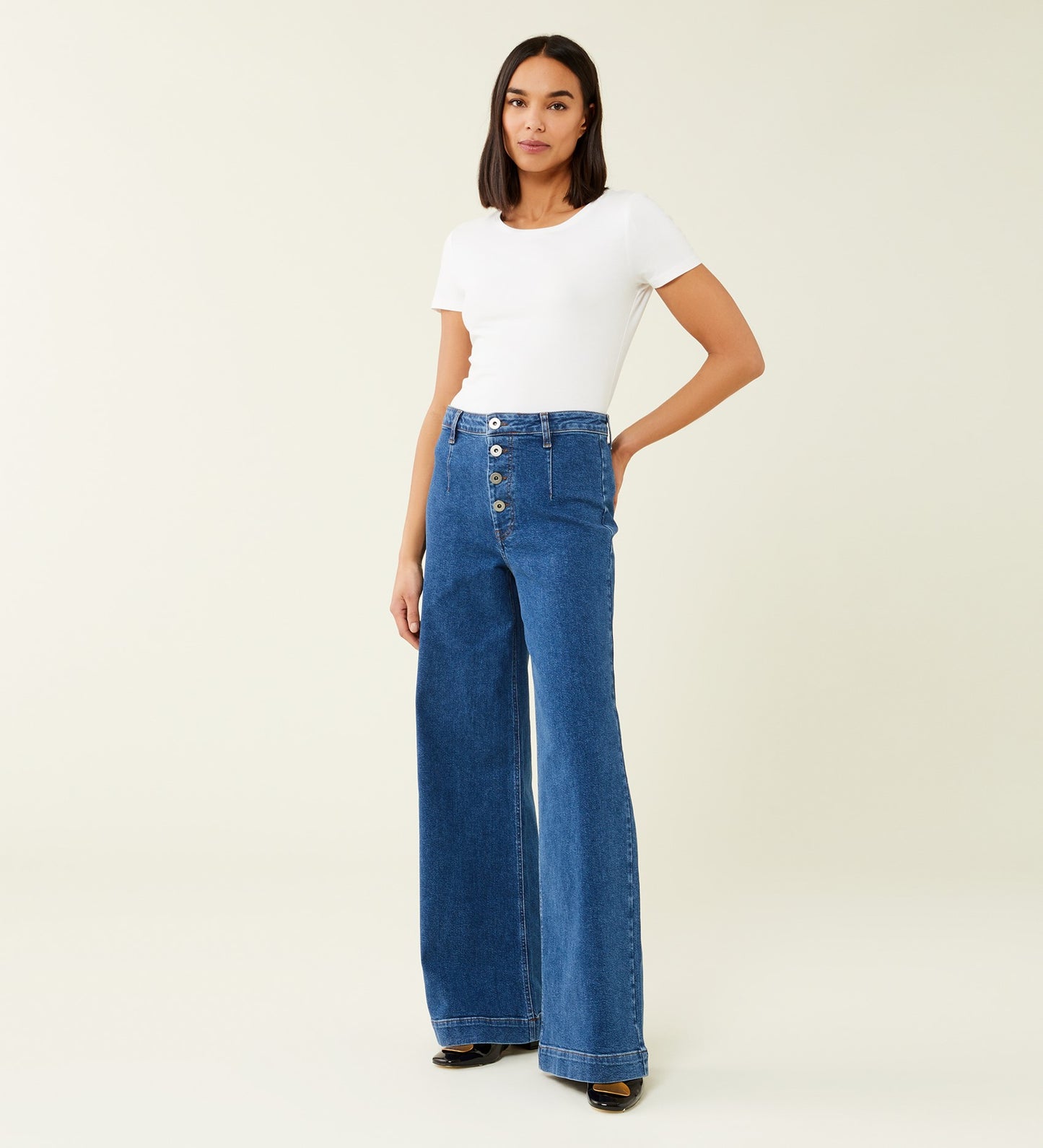 Tally Wide Leg Jeans