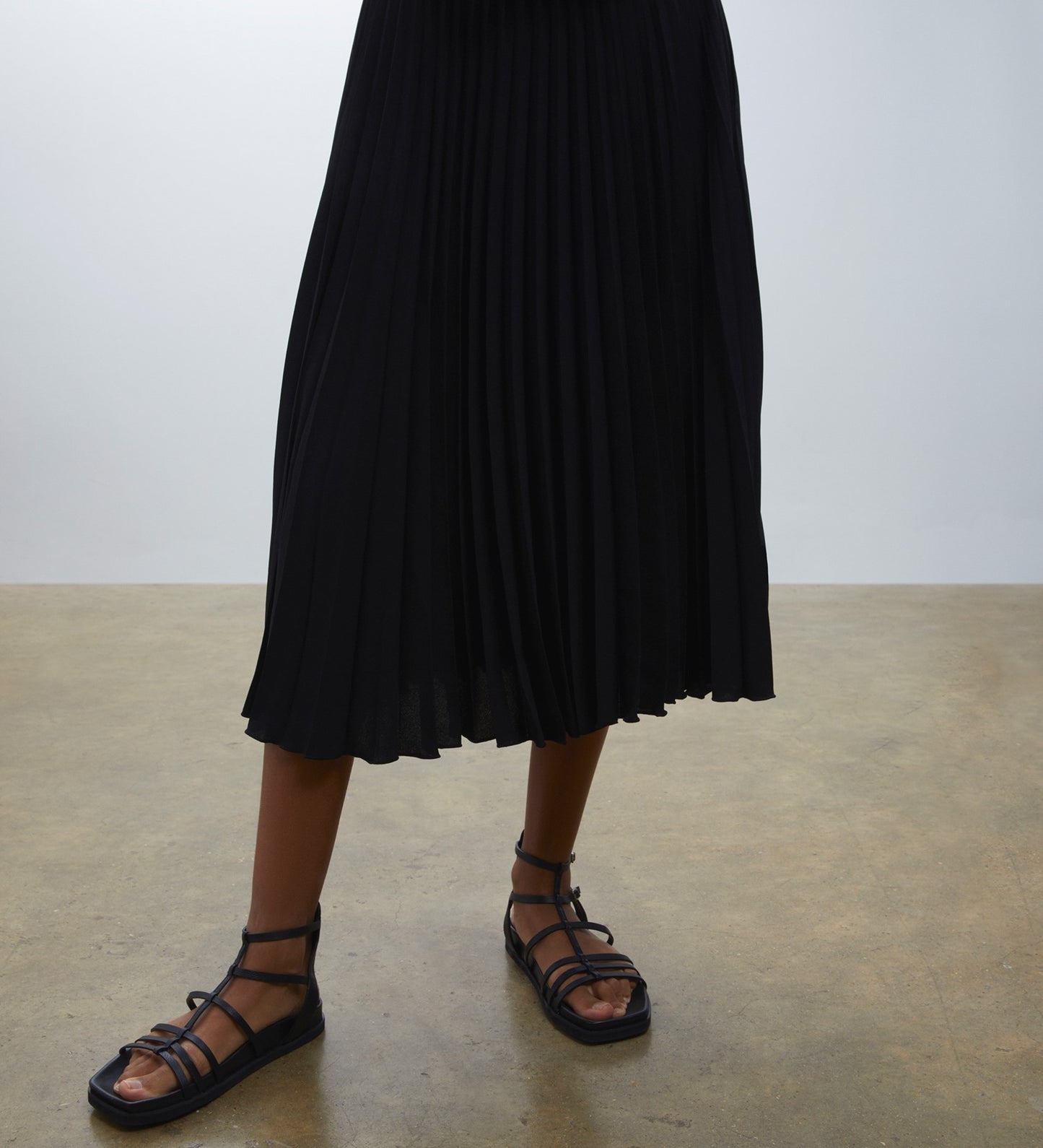 Lottie Black Midi Skirt