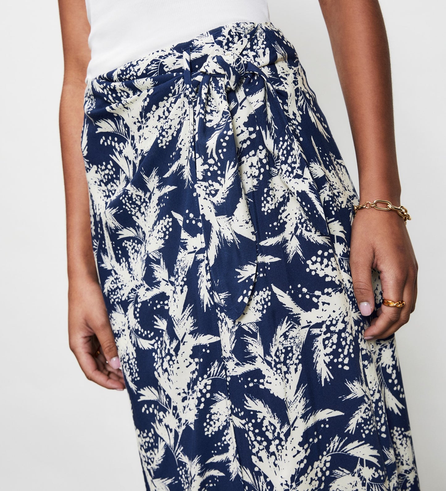 Florence Navy Mimosa Midi Skirt