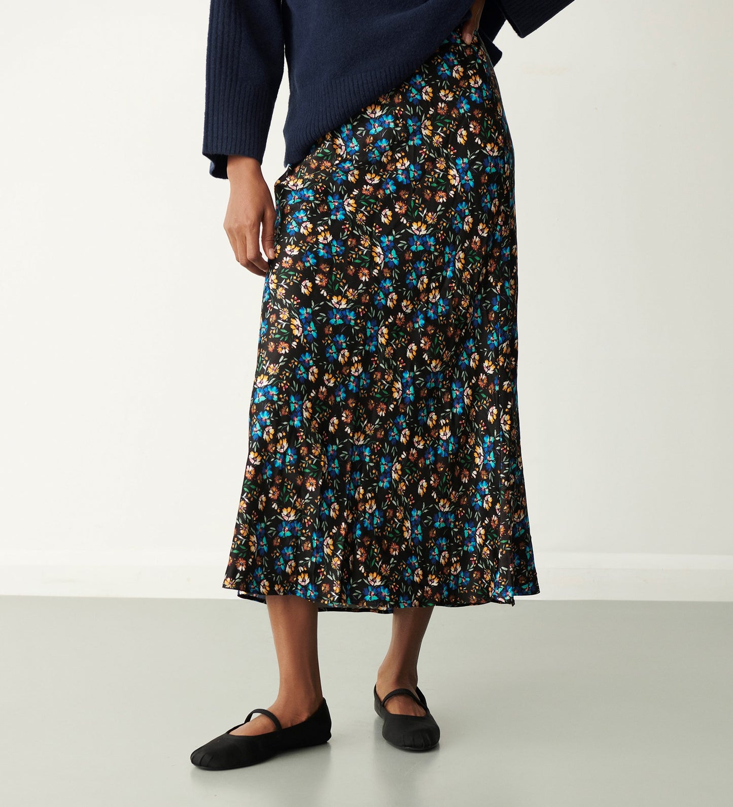 Mandy Ditsy Floral Midi Skirt