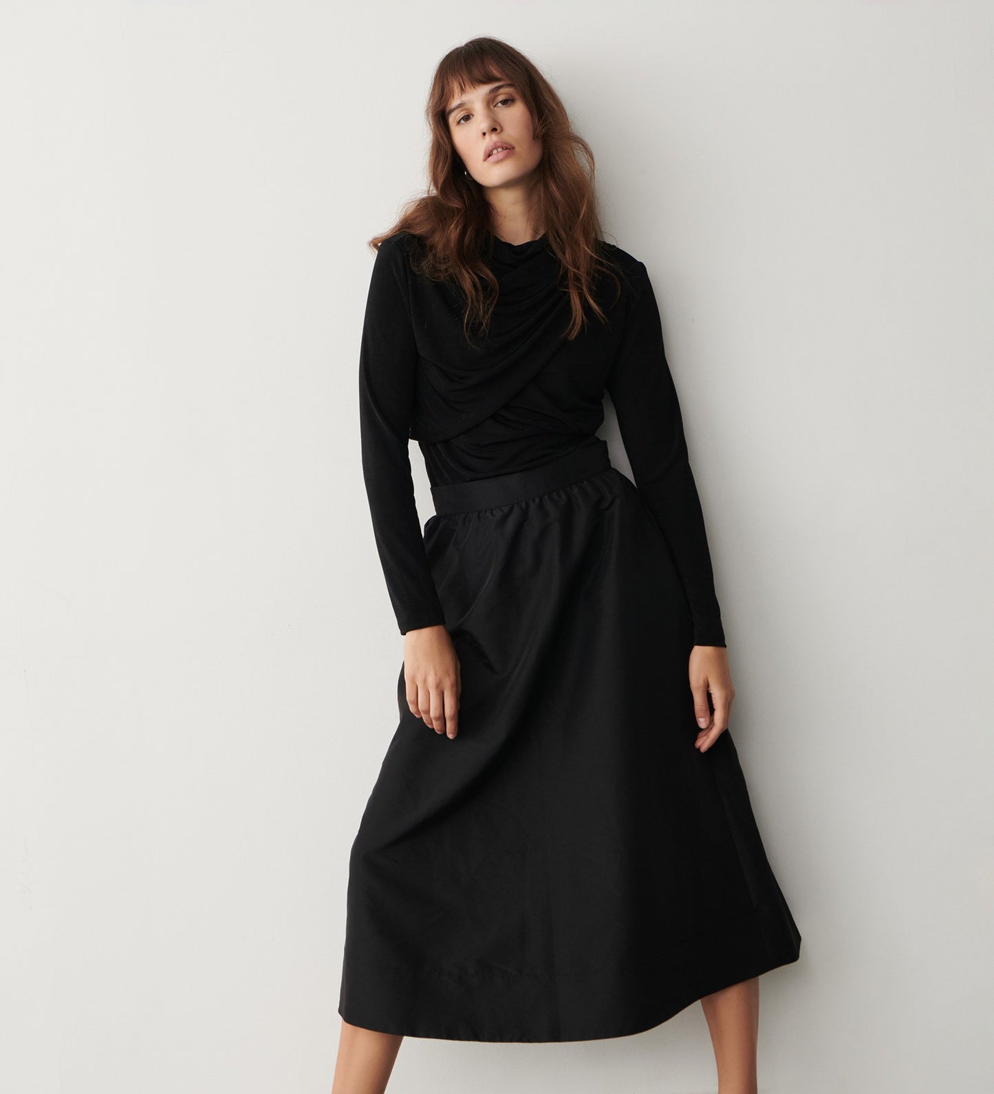 Bianca Black Taffeta Midi Skirt