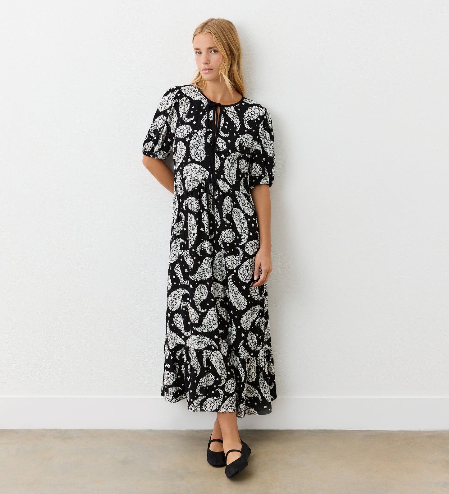 Cyra Black Paisley Tie Front Crepe Midi Dress