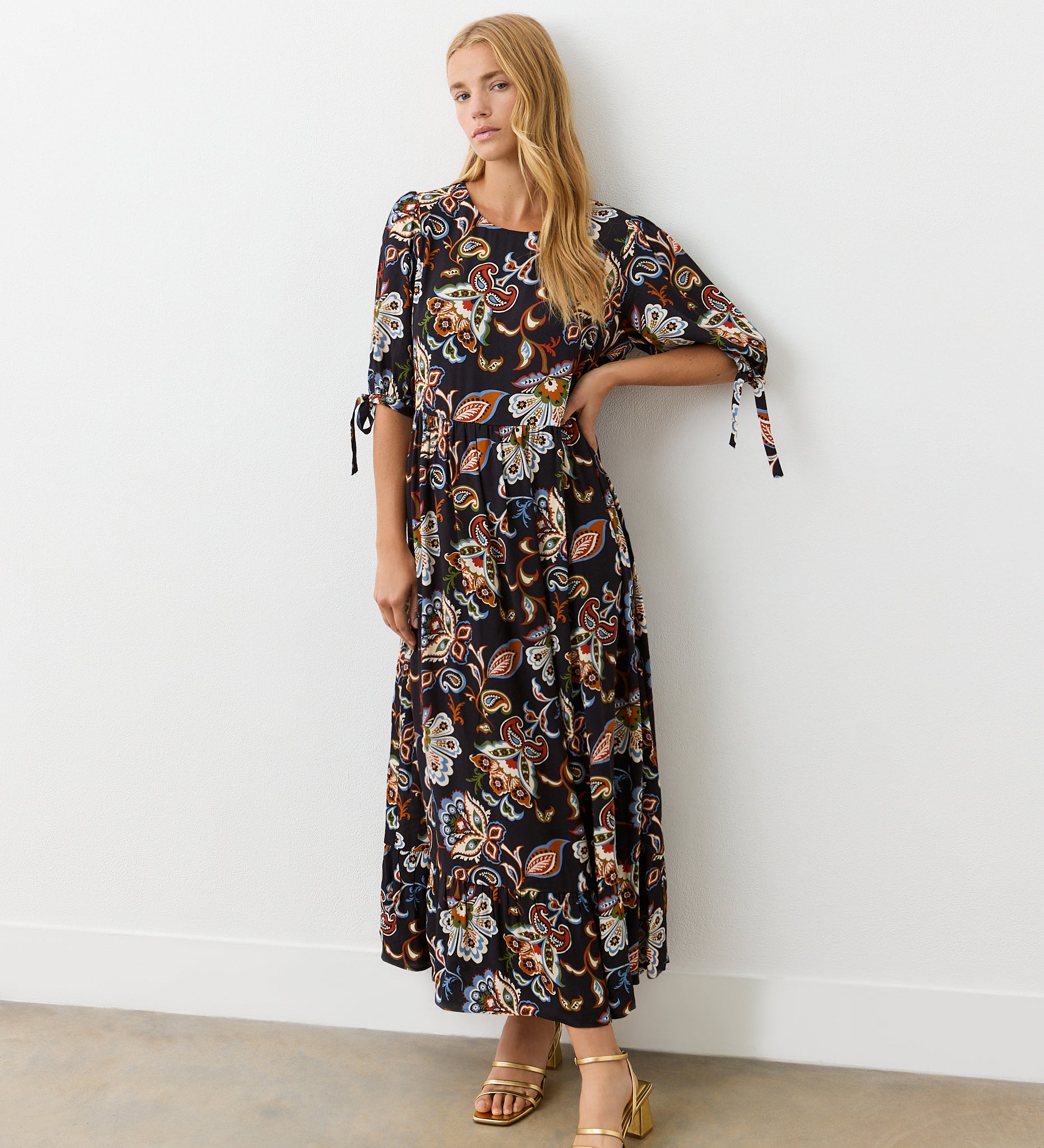 Gwen Black Floral Crepe Midi Smock Dress Finery London